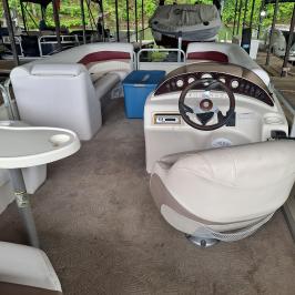 a cake made to look like a car